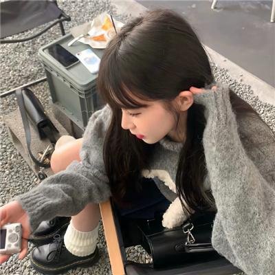 少年与水球